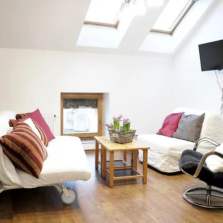 V Podzamci Ii. شقة