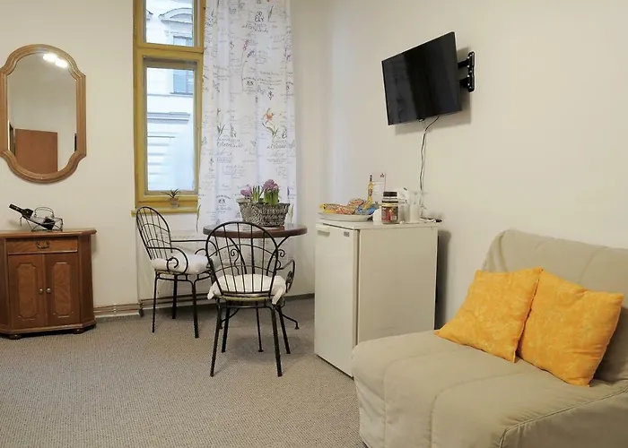 V Podzamci Ii. Mělník