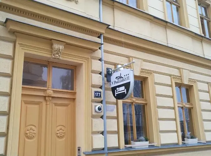 Appartement V Podzamci Ii. Mělník