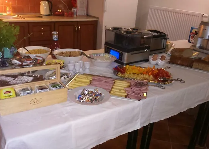 V Podzamci Ii. * Mělník